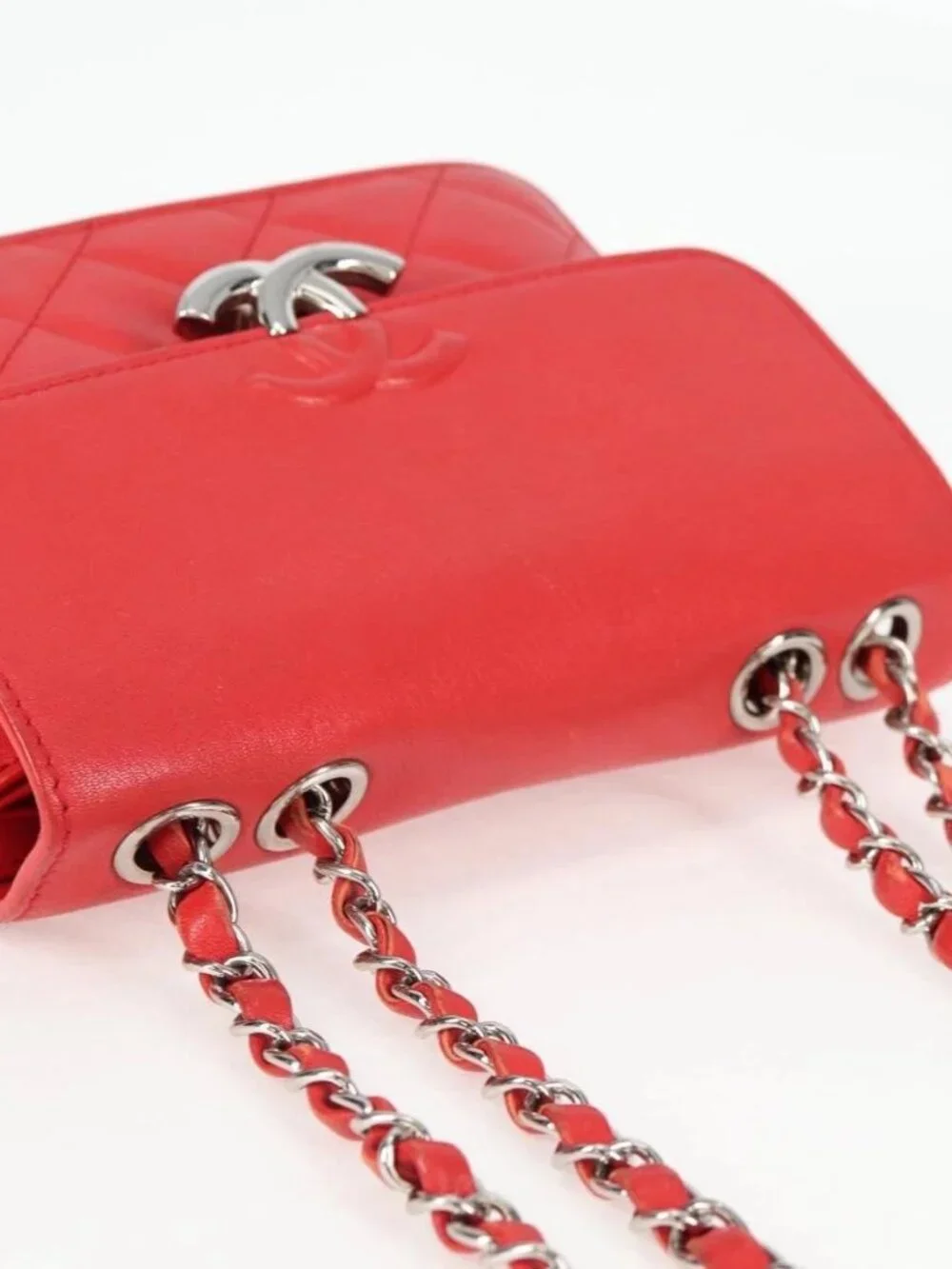 CHANEL Matelasse Chain Shoulder Bag Leather Red Silver CC Auth 138980M
